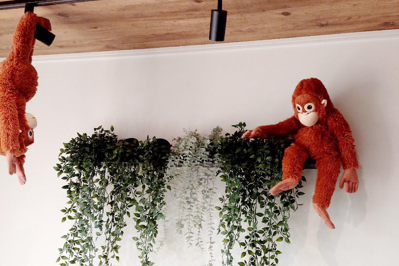 お猿のぬいぐるみ